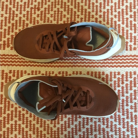 SOLD - Picture 2 of 9